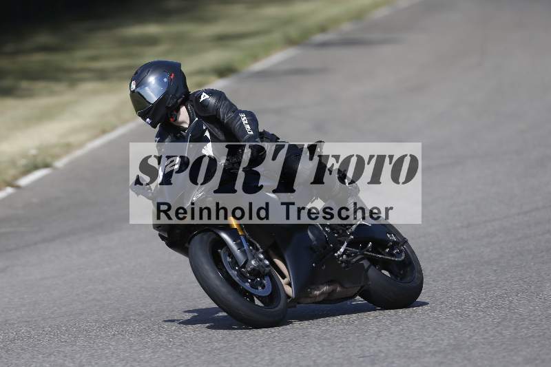 /21 17.06.2026  Ducati Schweiz Track Warmup ADR/Gruppe blau/42